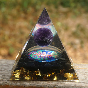 Pyramide Orgonite Améthyste Reiki 60mm faite main